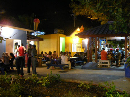 OistinMarketByNight